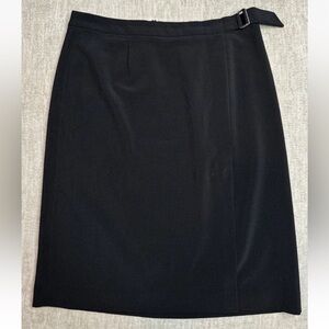 Worthington Sz 12 Essentials Black Skirt Buckle Classic pencil straight Lined